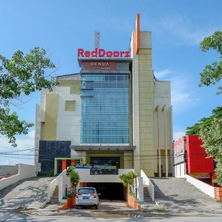 Reddoorz Plus Near Hotel Benua Kendari Eksteriør bilde